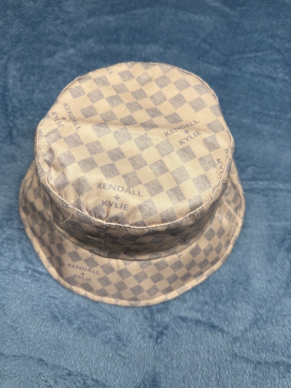Kendall & Kylie Cream and Gray Checkered Bucket Hat